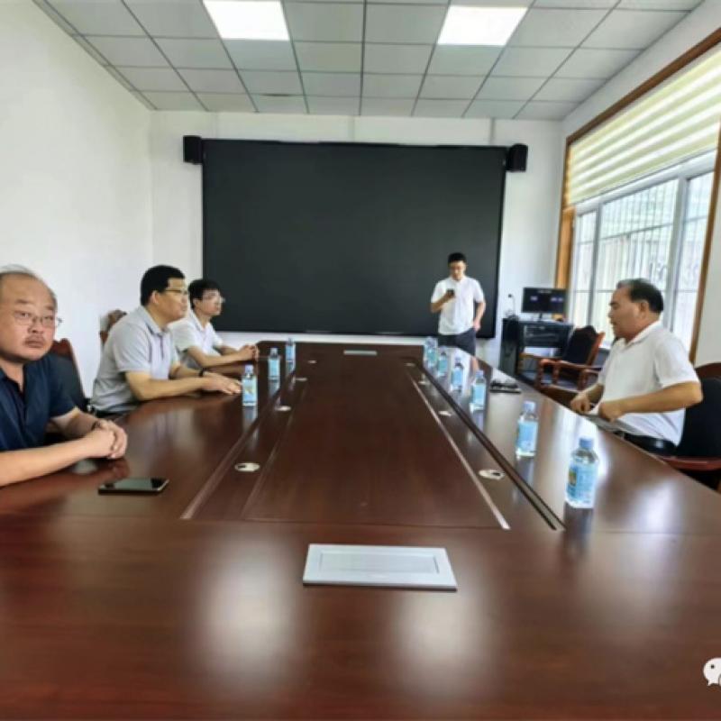 劲牛集团考察商河县沙河镇养殖废弃物资源